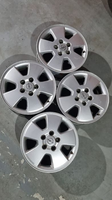 Aluminiowe felgi Opel 5x110 r15