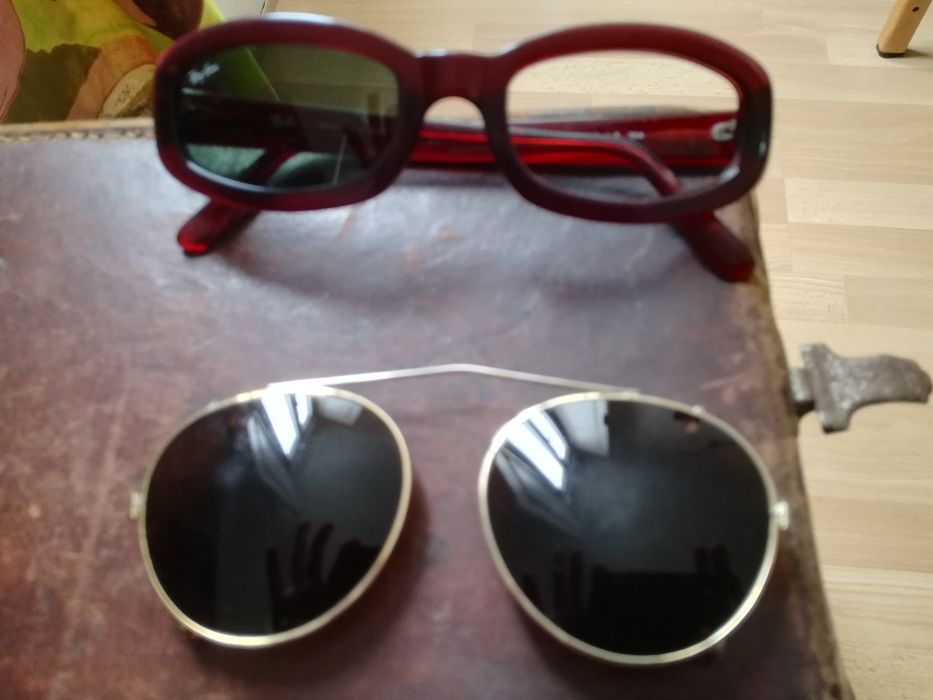 Pares de óculos de Sol + 1 Ray Ban s/