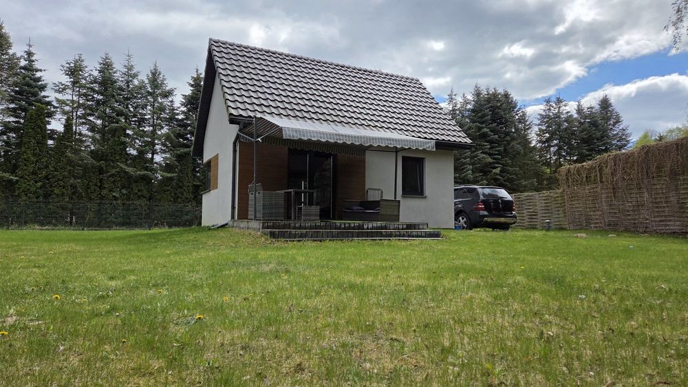 Wynajmę przytulny domek nad samym jeziorem.