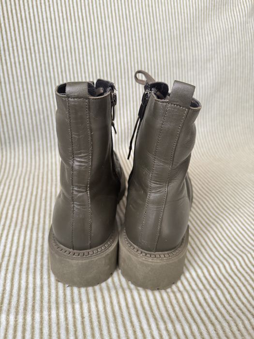 Зимові жіночі чоботи 42 р натур