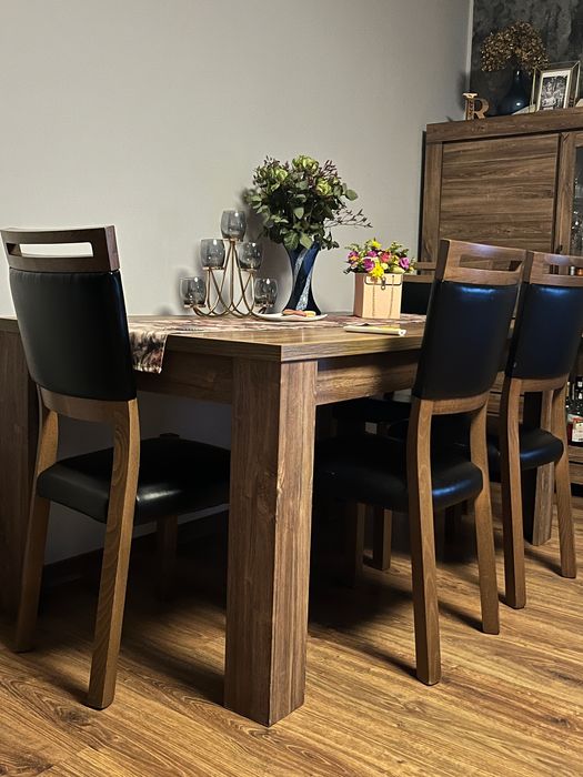 Zestaw z Agaty stół rozkładany krzesła ława; duży zestaw krzesło stolik