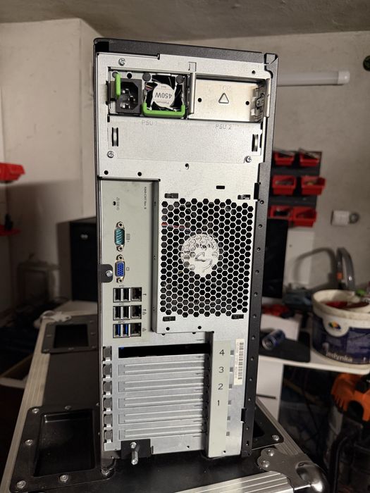 Fujitsu Primergy TX1330 M3 + XEON E3-1220V6 Komputer serwer