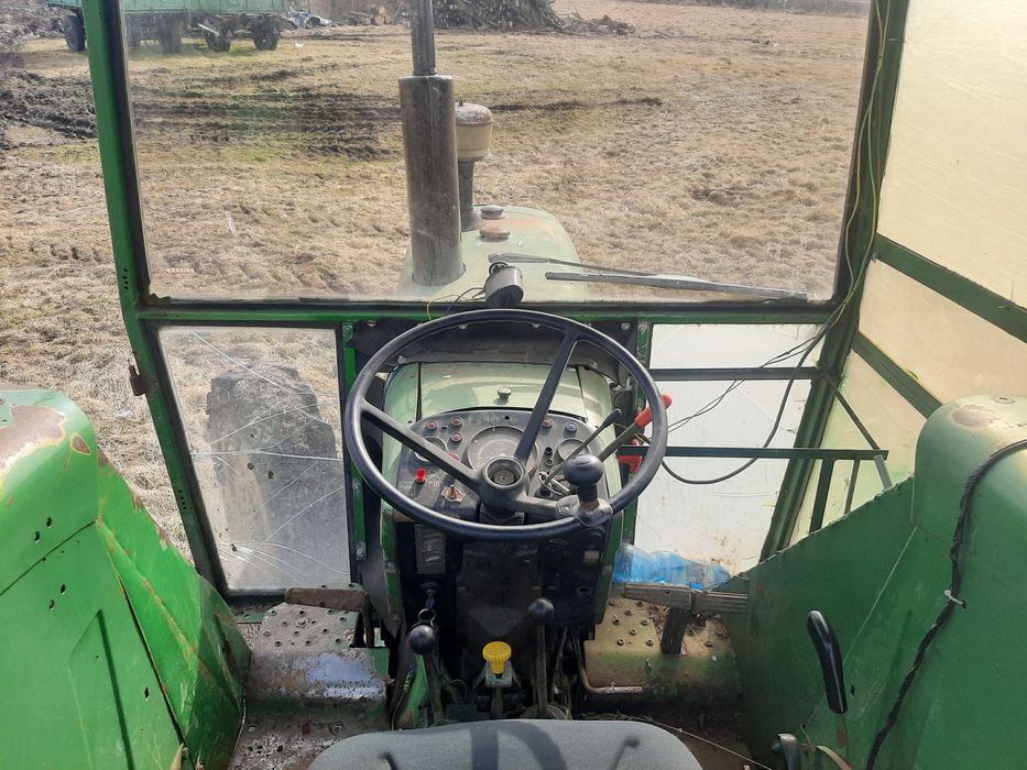 Ciągnik rolniczy john deere 2130ls