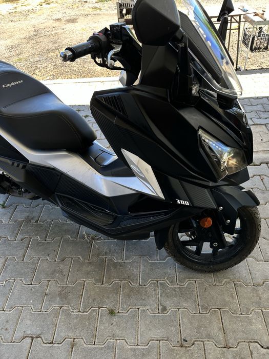 SYM Cruisym 300 (2018) | 33.000 km