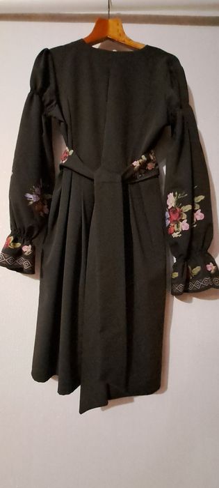 Сукня 50р. Вибита вишивка