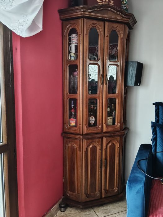 Sprzedam komplet mebli stylowych