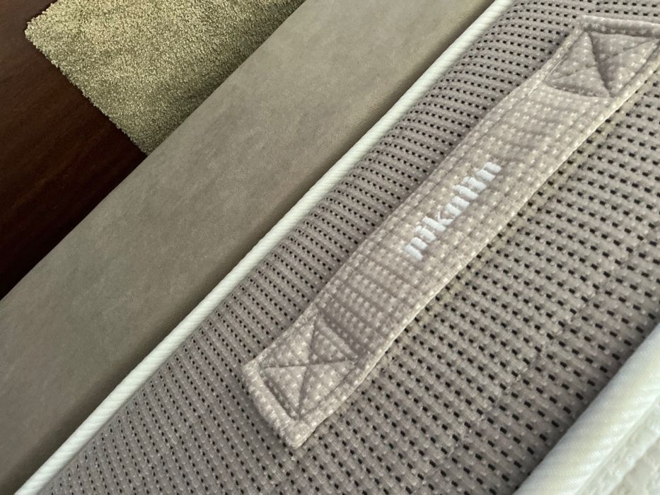 Cama de solteiro com colchão