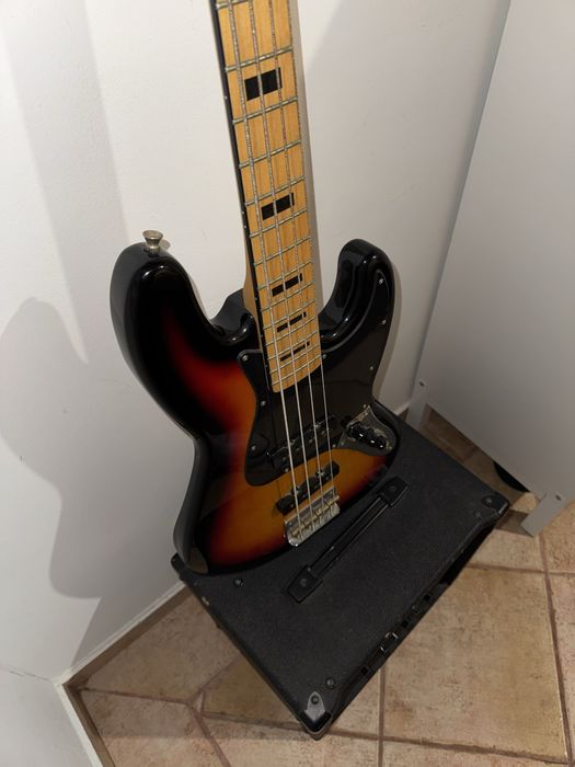 Harley Benton (Baixo + amplificador) Ler Desc.