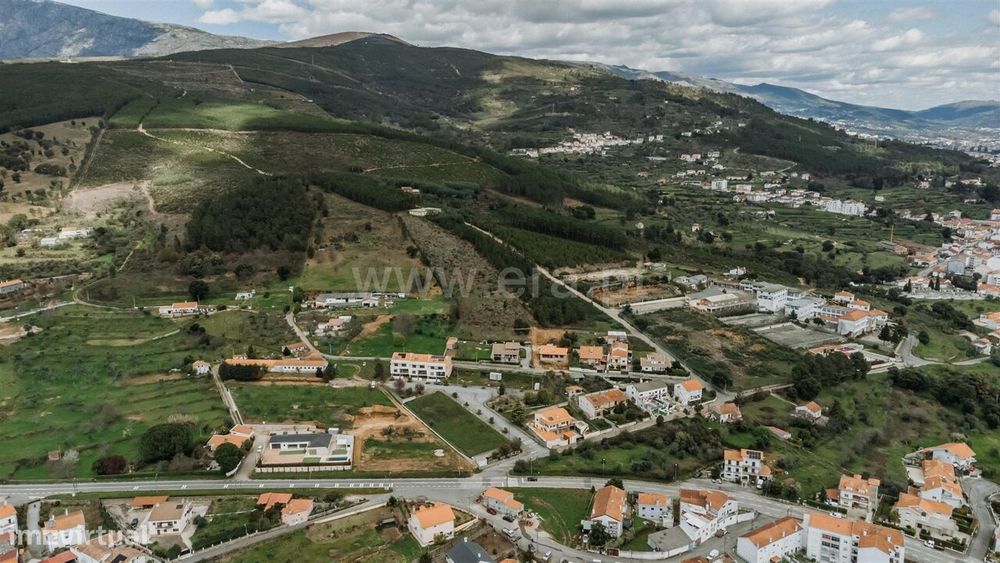 Loteamento / Covilhã, Tortosendo
