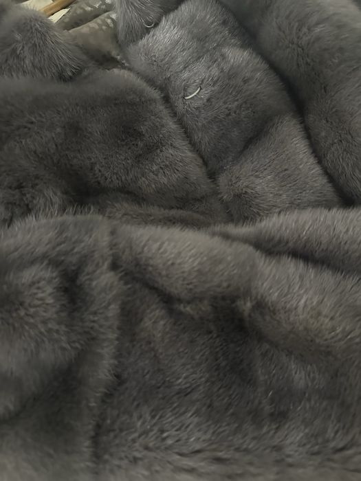 Норкова шуба сіра