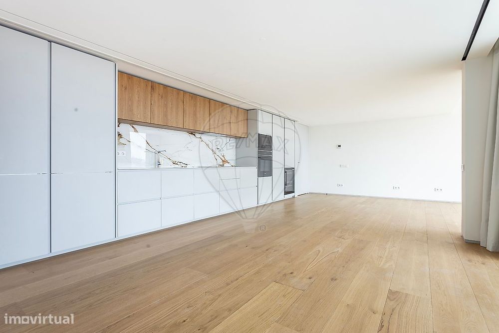 Apartamento T4 para venda