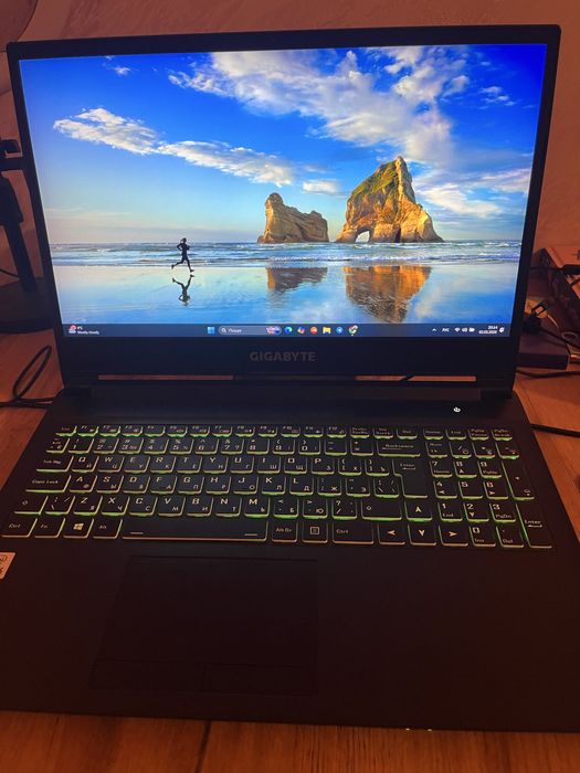 Ноутбук gigabyte g5 kc продам в хороші руки