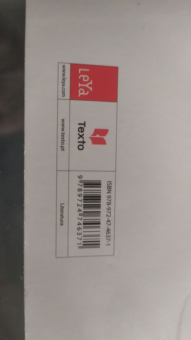 Livro a viúva e o papagaio