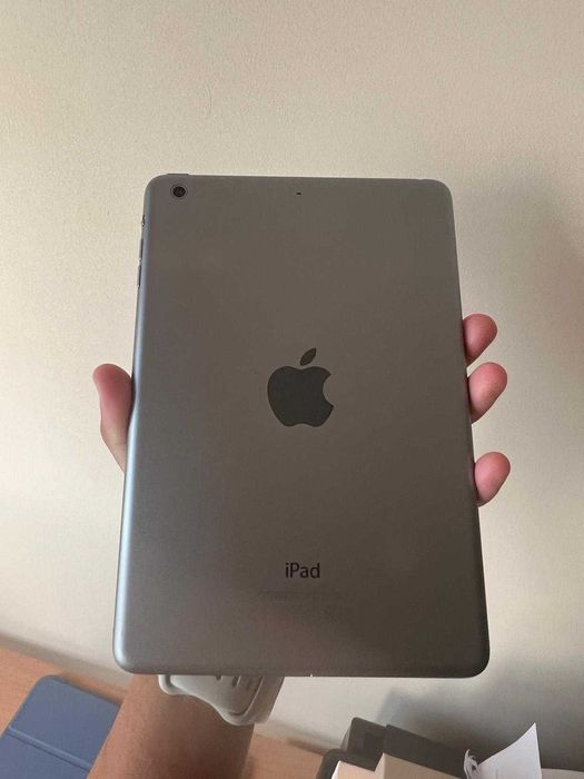Ipad Mini 2 (em excelentes condições)