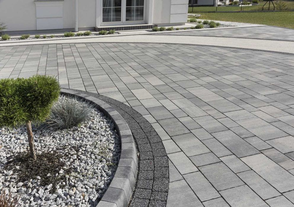 Prace brukarskie, Brukarstwo, Układanie kostki, Wjazdy na posesje