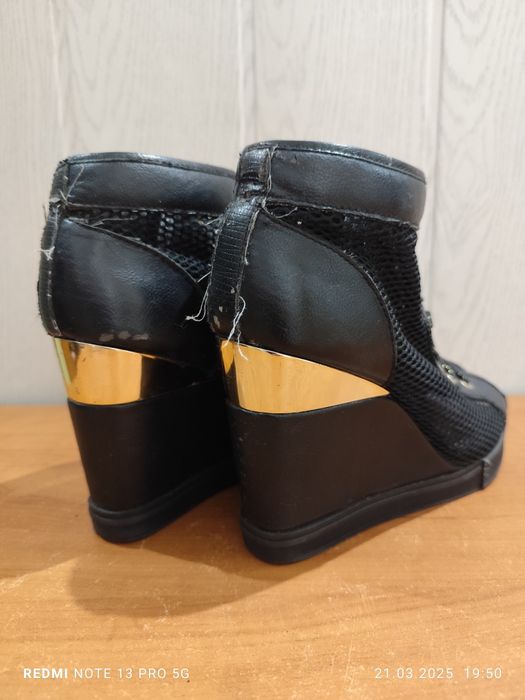 Sneakersy na koturnie botki na koturnie