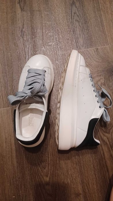 alexander mcqueen кросівки