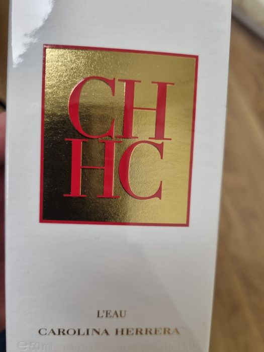 Парфуми Chanel, Carolina Herrera