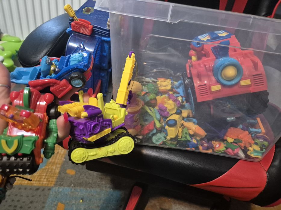 Zings auto , komisariat