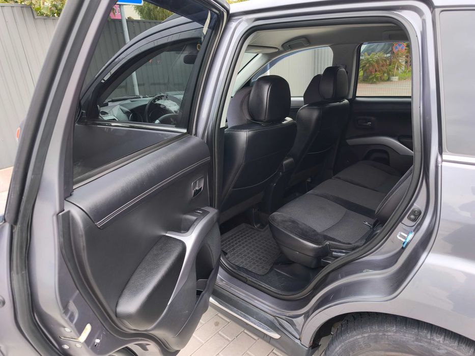 Mitsubishi Outlander 2010