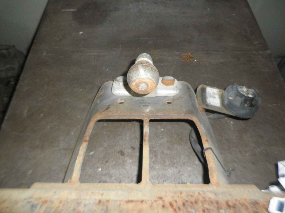 Gancho reboque NISSAN Pathfinder III (R51)