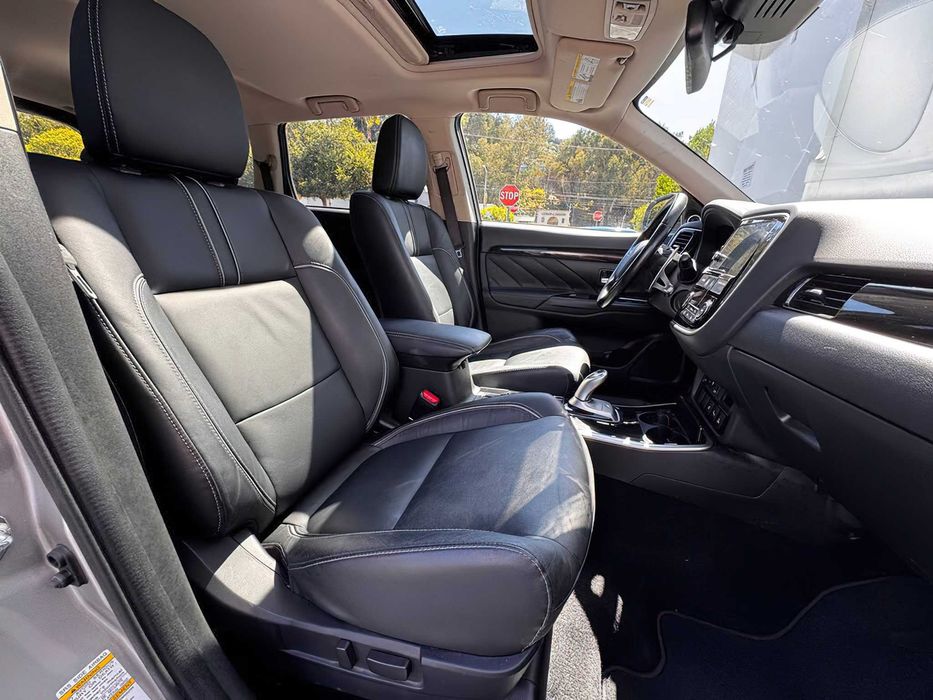 Mitsubishi Outlander GT S-AWC      2018