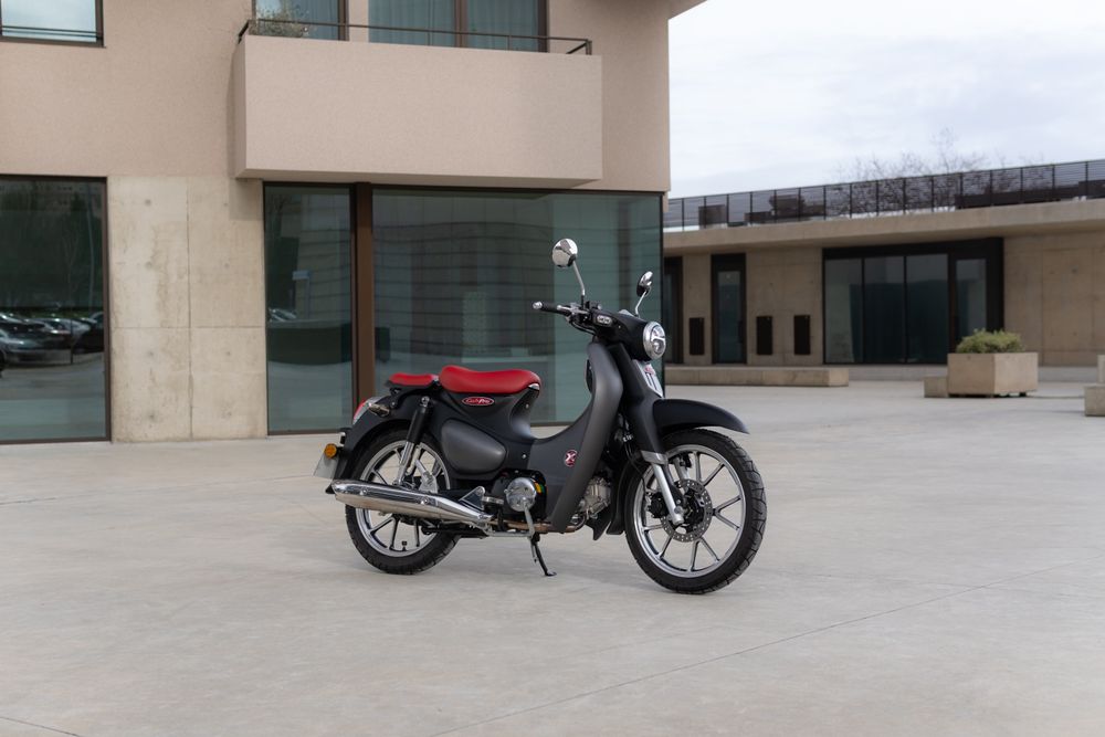 Nova Super cub da Honda reprodução Kamax