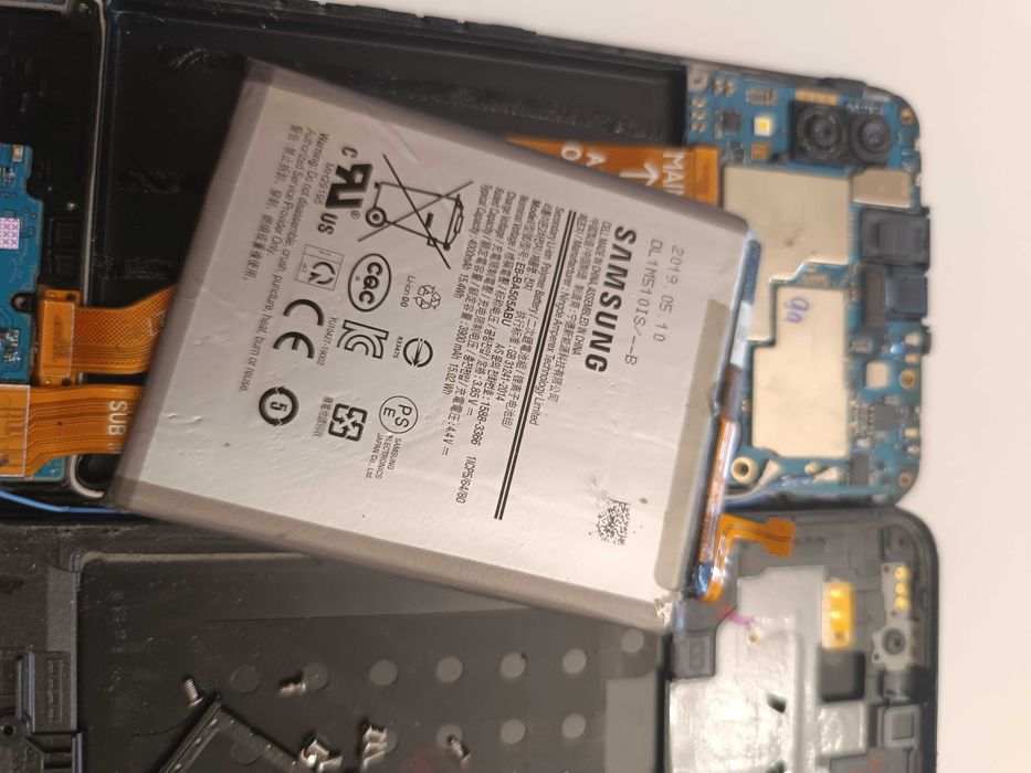 Samsung  А20     ( A 205 F)
