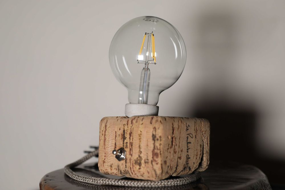 Candeeiro Artesanal com base em cortiça