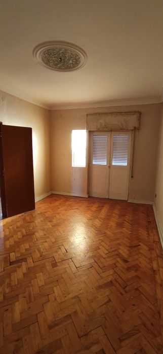 T4 na rua José Caetano Júnior, Covilhã