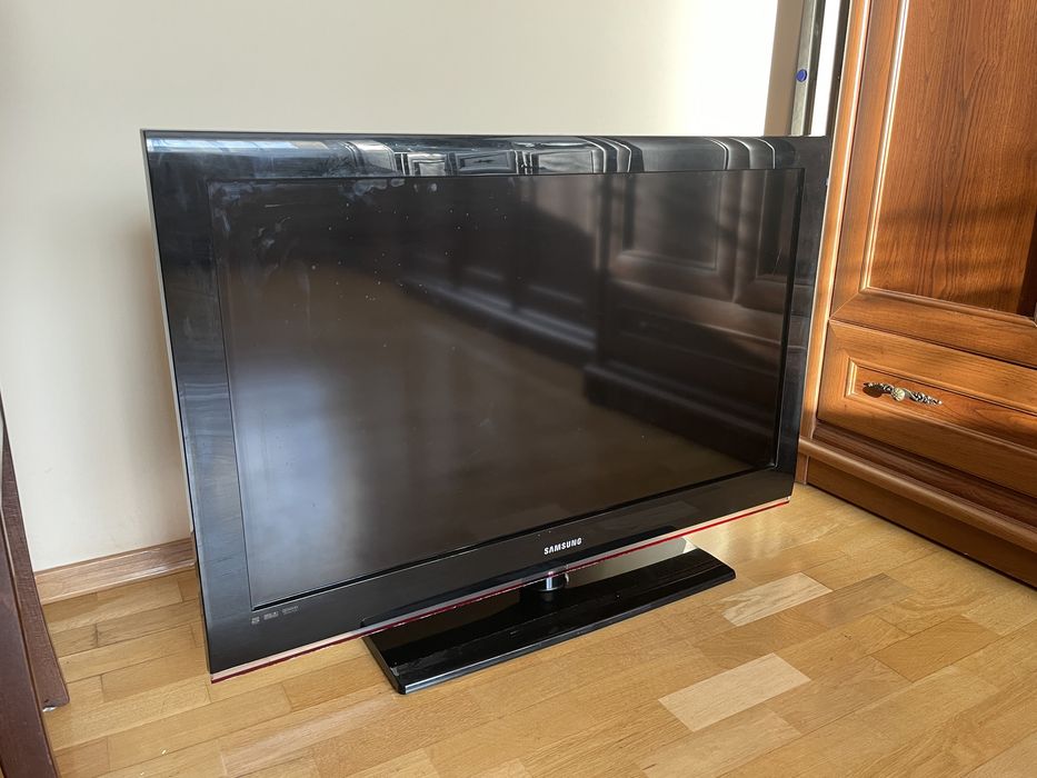 Sprzedam TV Samsung 40” USZKODZONY