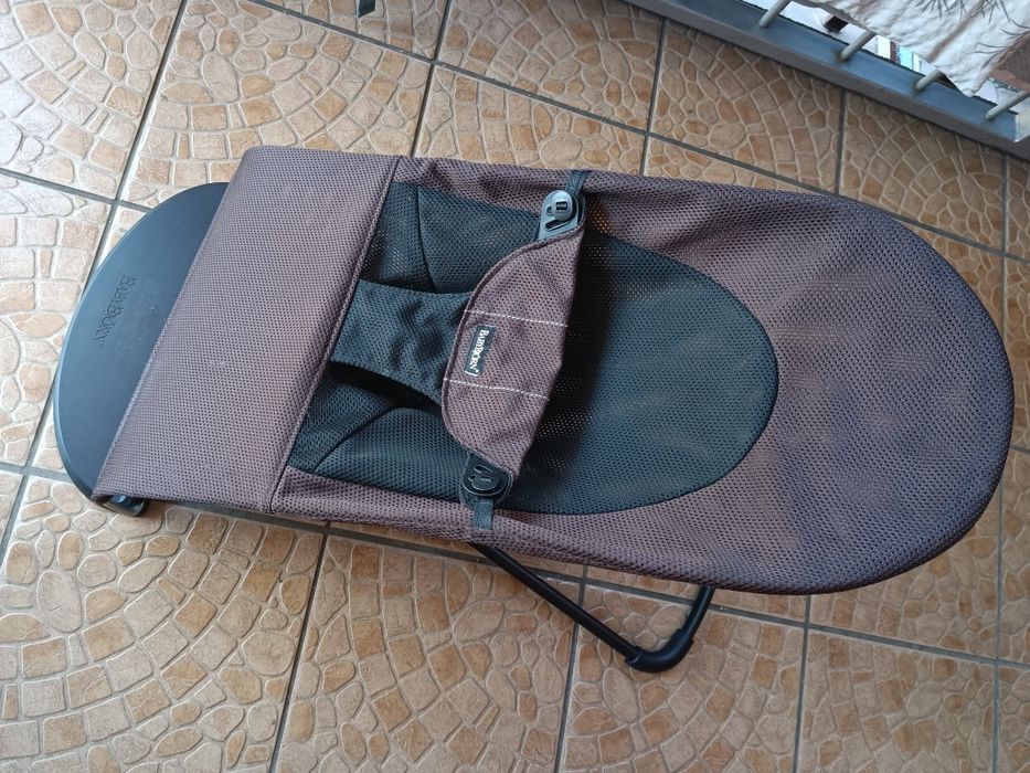 Bujaczek leżaczek Babybjorn + zabawka