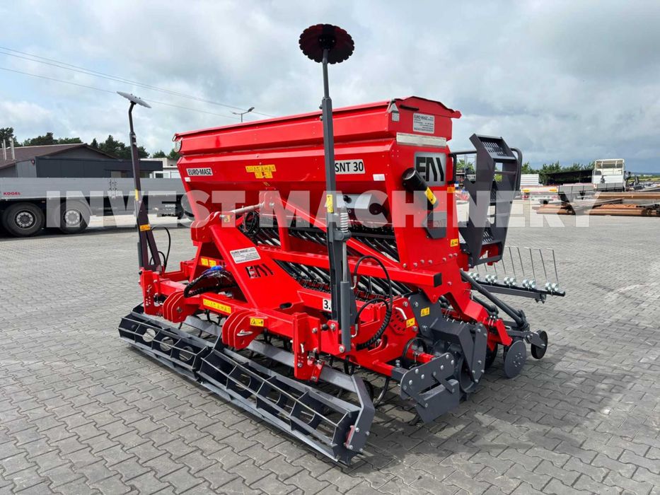 Agregat uprawowo-siewny EURO-MASZ nabudowany brona siewnik BEZORKOWIEC