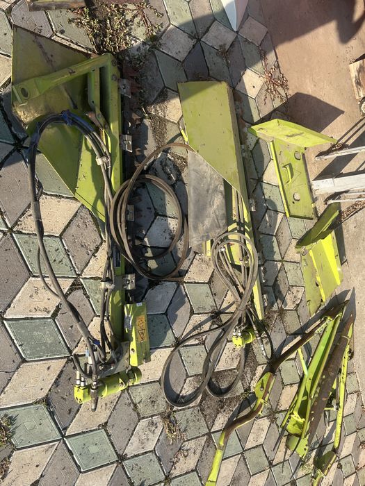 Жниварка ( жатка ) claas vario 750