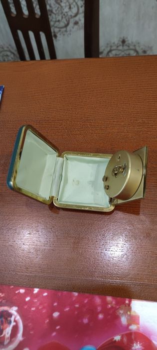 Часы дорожные Европа