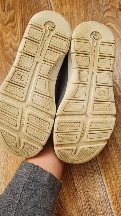 Кросівки 32р. Decathlon тепла весна, осінь