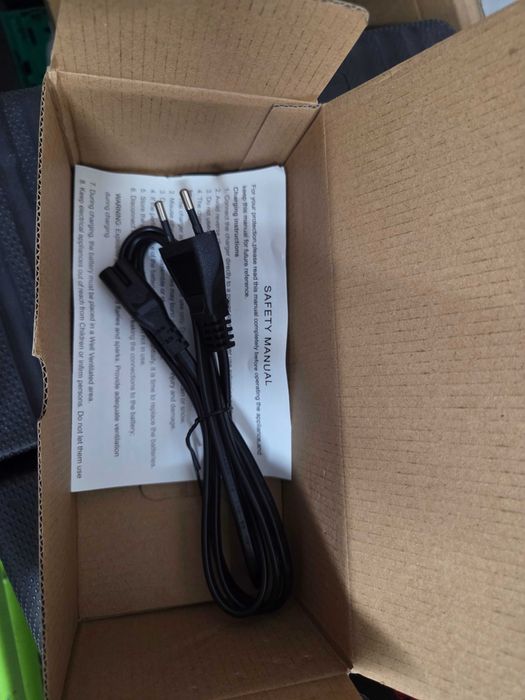 4 Carregadores para trotinete ou bicicleta eletrica