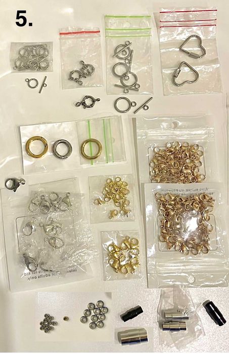 Materiais para fazer bijuteria. Novos. 236 artigos, 8652 unidades