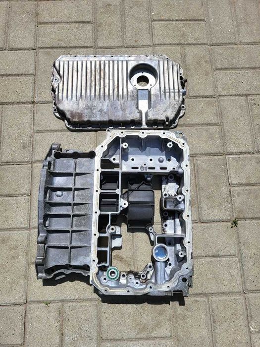 Kompletna miska olejowa AUDI A6 C6 , A8 D3  3,2 FSI .