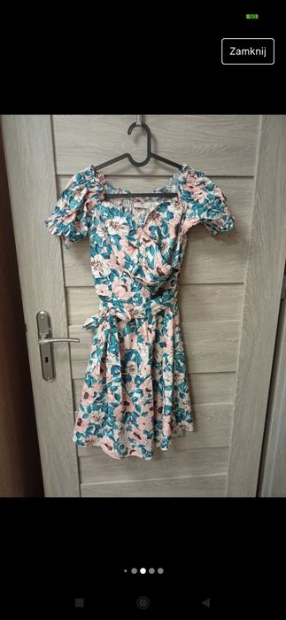 Sukienka w kwiaty Orsay