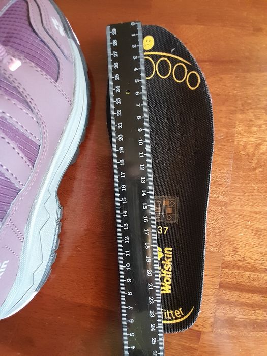 Кросівки жіночі Jsck Wolfskin.