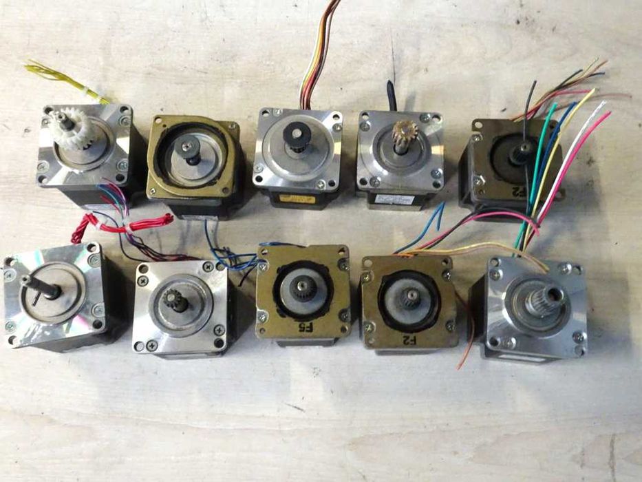 Mix silników krokowych NEMA23 różnych firm i marek (11).