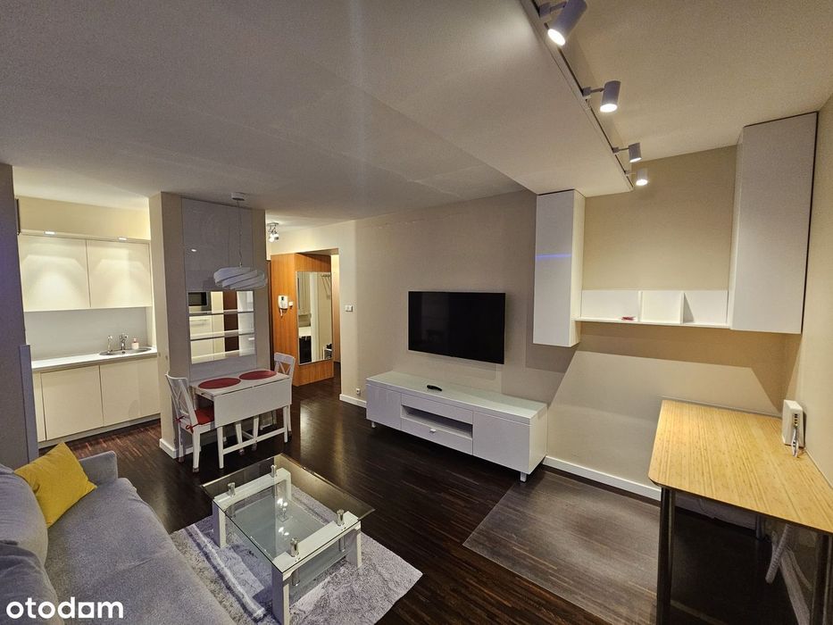 Rezydencja Warecka - Apartament z Balkonem i Garażem w Sercu Warszawy - Widok 3