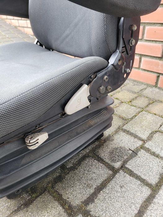 Siedzenie mechaniczne GRAMMER MSG95A