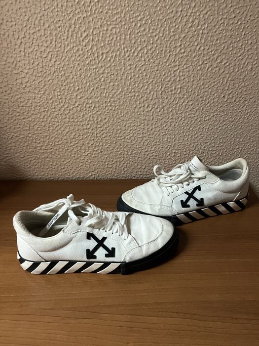 Tenis off white virgil abbloh como novos e raramente usados