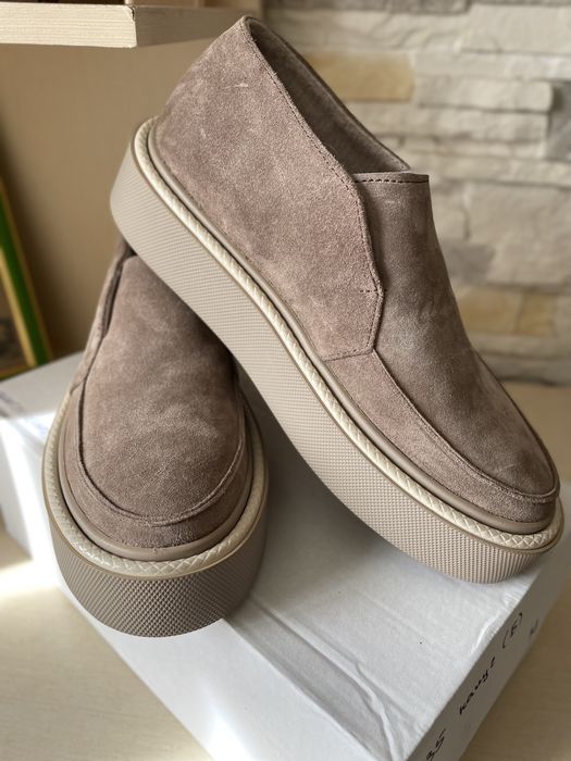 Новенькі лофери 38 розмір