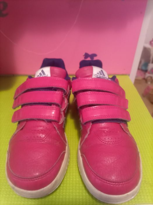 12€ só este fim de semana Tennis adidas menina tamanho 33