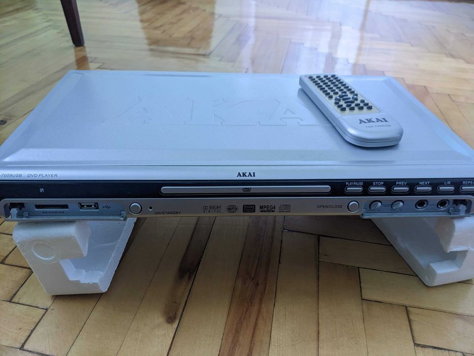 DVD-плеєр AKAI TDX-7009USB