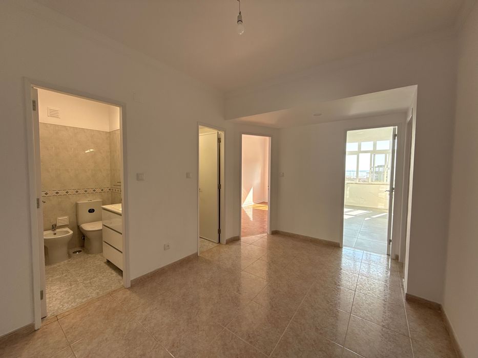 Excelente apartamento T3 no Centro de Almada