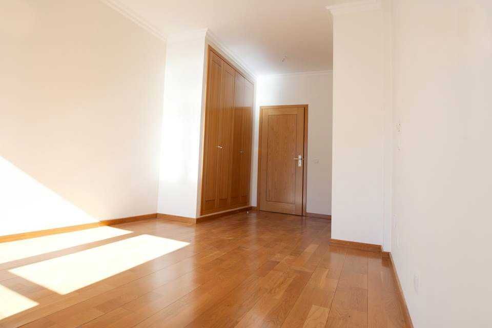 Excelente apartamento T2 junto do Largo D. Estefânia